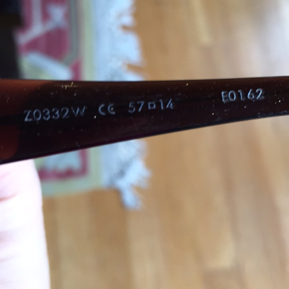 Like New LV Brown Glitter Sunglasses - Picture 4 of 6